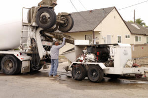 0603_tank-truck-and-working-man-in-torrance_2020