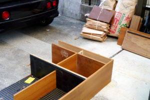 Dismantling of chest of drawers