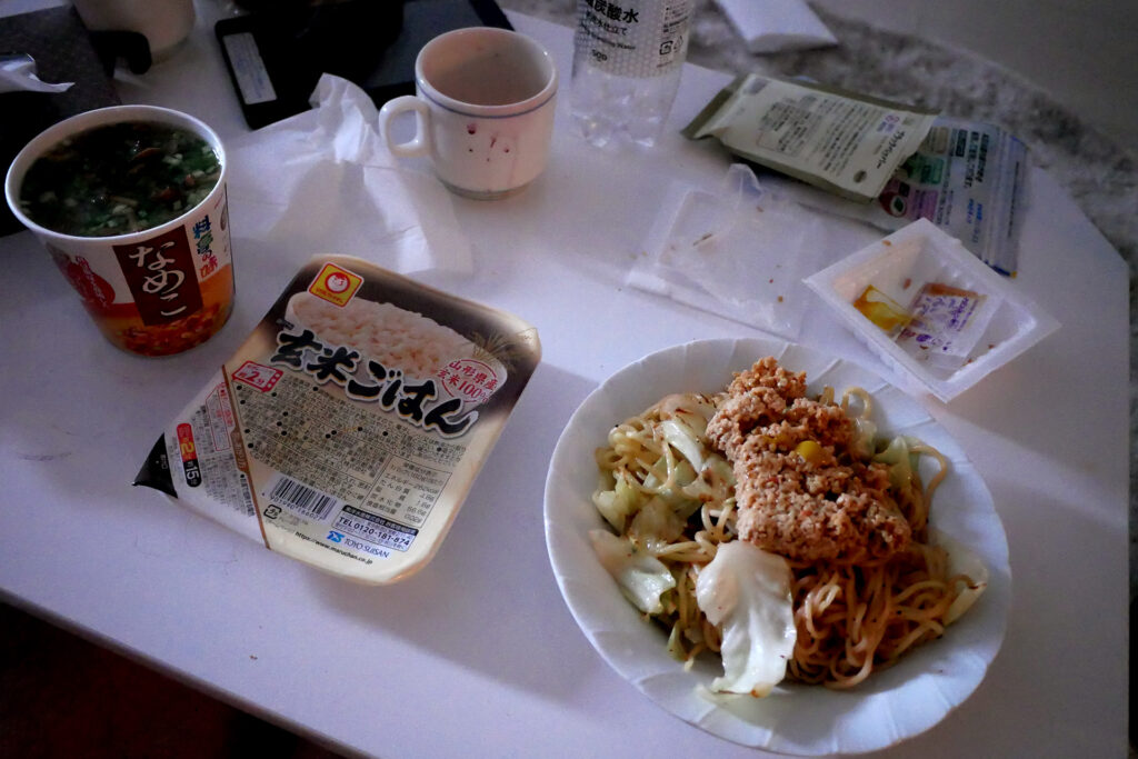 Instant rice, natto spaghetti, instant miso soup on the table