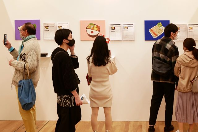 Tagboatartfair2022 exhibition view, Audiences are watching Tomoni Shintaku art works
