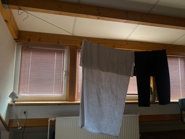 hang laundry in the room