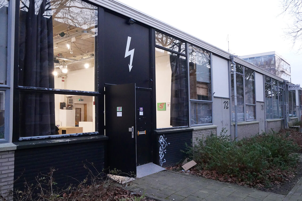 個展「BENTO」DE BOUWPUT/アムステルダムの展示風景