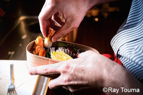 BENTOという哲学または生き方、日本の伝統文化である弁当をモチーフとした作品の写真素材撮影