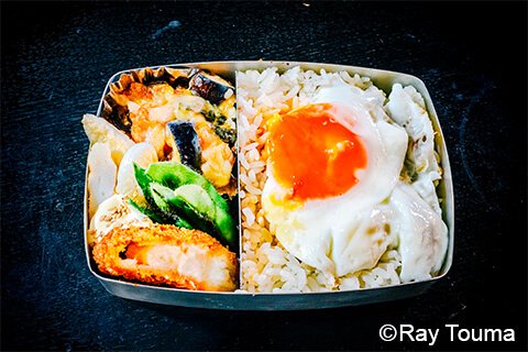 BENTOという哲学または生き方、日本の伝統文化である弁当をモチーフとした作品の写真素材撮影