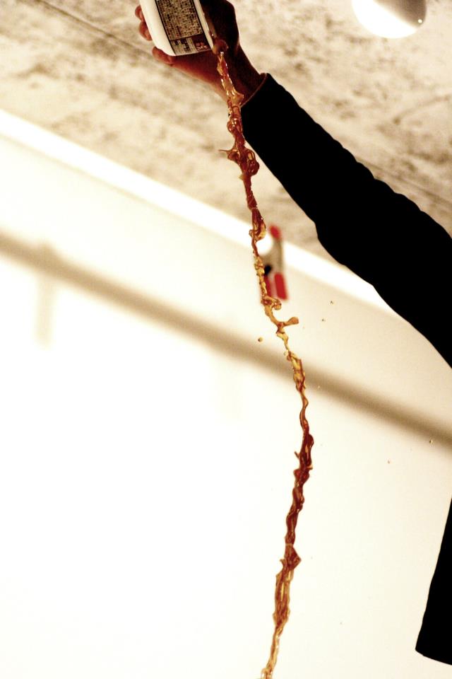 牛丼の滝/カップヌードルの滝の写真素材撮影