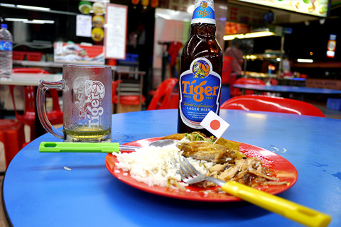 Double Flag日本とシンガポールの歴史的関係性をテーマとした作品の写真素材撮影