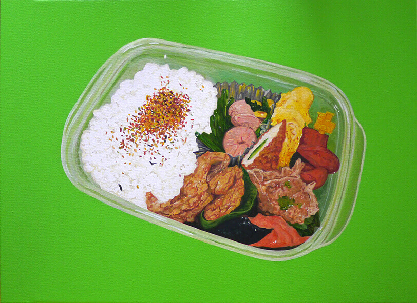 BENTO-April 3, 2016（熱量750kcal、蛋白質40.8g、脂質27.5g、炭水化物79.1g、塩分2.7g／原材料名：御飯（国産）、豚肉、シュウマイ、だし巻卵、塩鮭、ほうれん草、ウィンナー、竹輪、むき海老、きゅうり、コーン、ふりかけ（かつお）、合成清酒、しょうゆ、食塩、砂糖） 2016年 キャンバスにアクリル 33×45cm