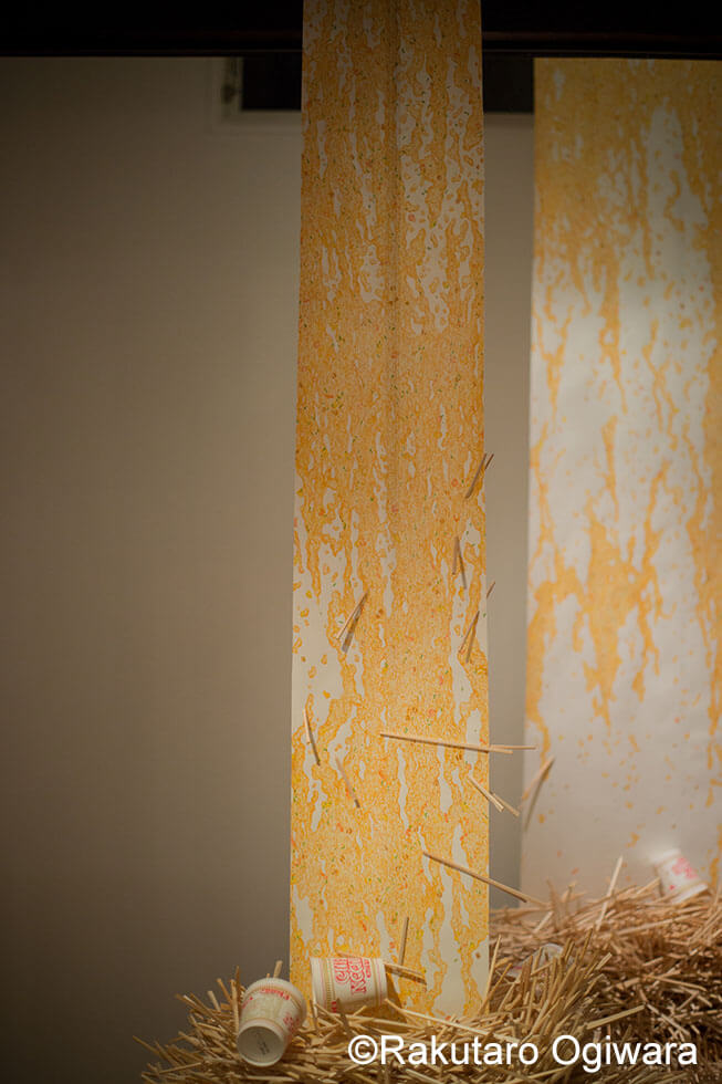 新宅睦仁個展「カップヌードルの滝」@HAGISOの展示風景