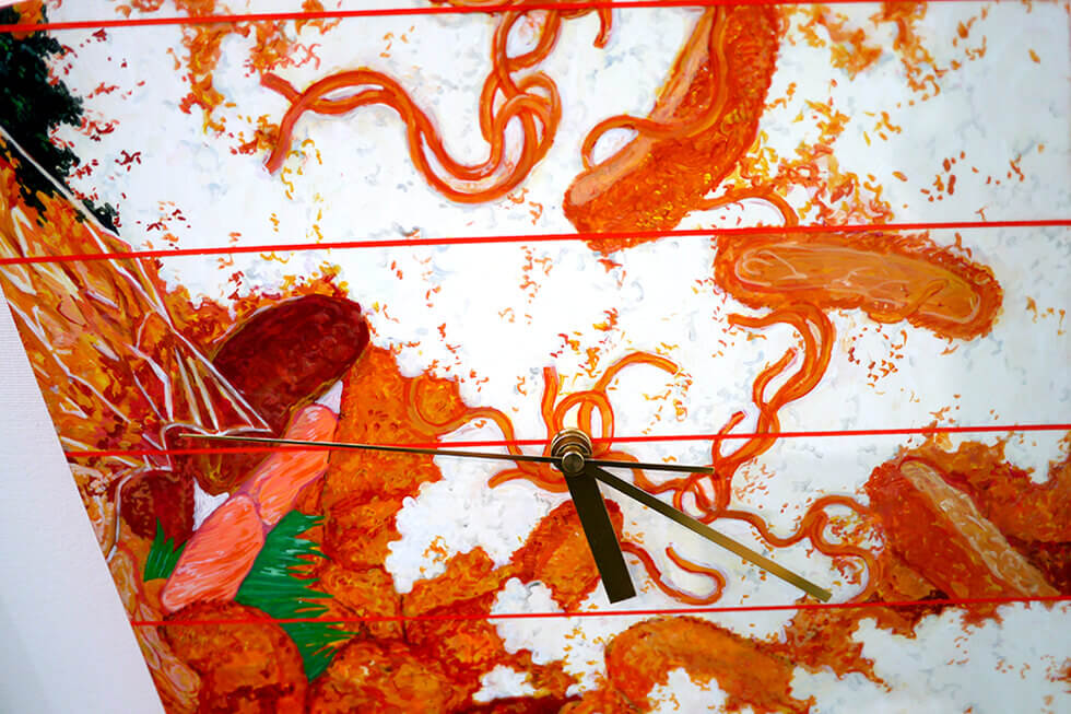 新宅睦仁個展「コンビニ弁当の山－Time is money.」@トーキョーワンダーサイト渋谷の展示風景