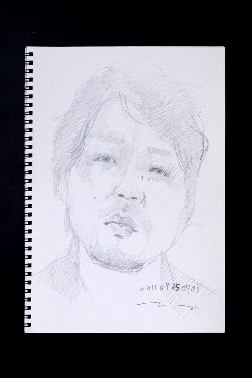 Contemporary artist SHINTAKU Tomoni's 2011/7/25 Self-portrait or pencil drawing