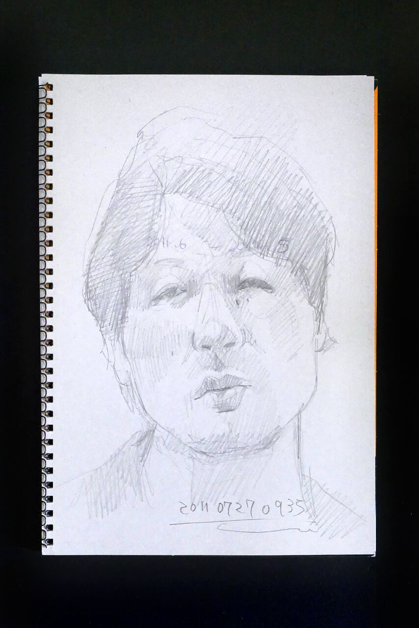 Contemporary artist SHINTAKU Tomoni's 2011/7/27 Self-portrait or pencil drawing
