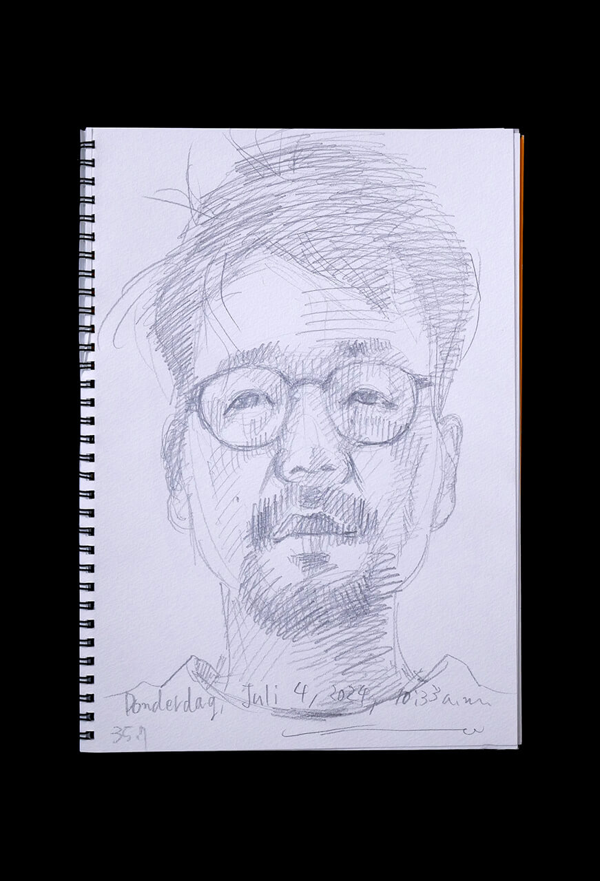 Contemporary artist SHINTAKU Tomoni's 2024/7/4 Self-portrait or pencil drawing