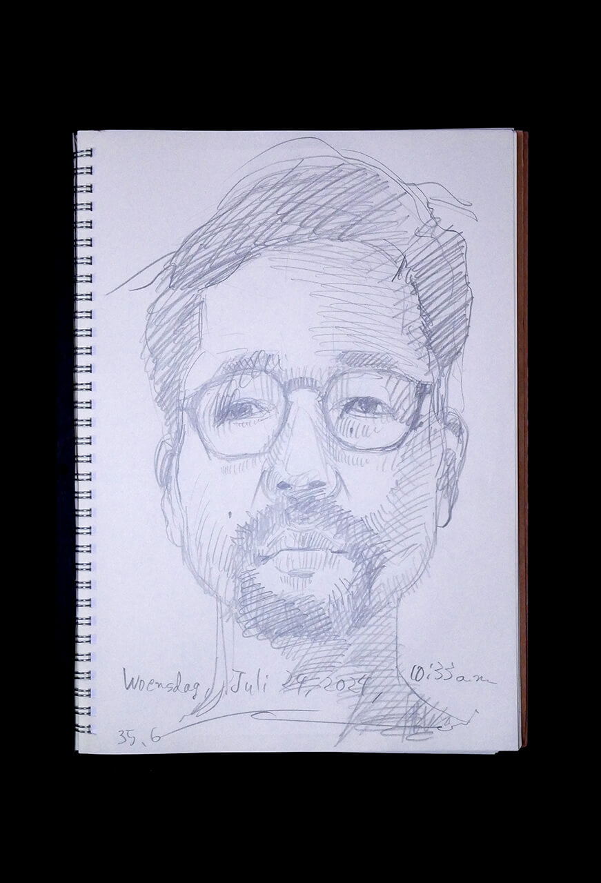 Contemporary artist SHINTAKU Tomoni's 2024/7/24 Self-portrait or pencil drawing