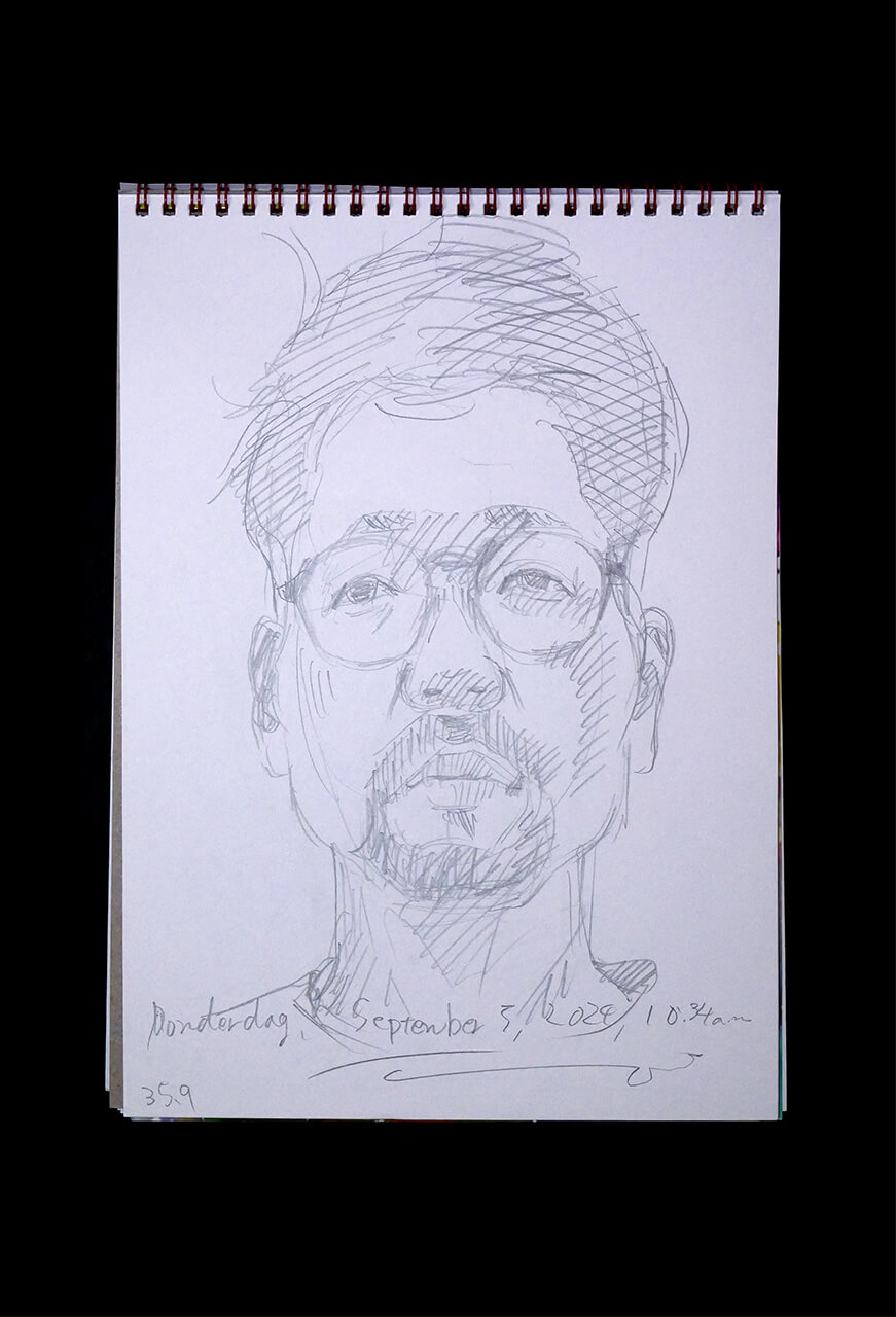 Contemporary artist SHINTAKU Tomoni's 2024/9/5 Self-portrait or pencil drawing