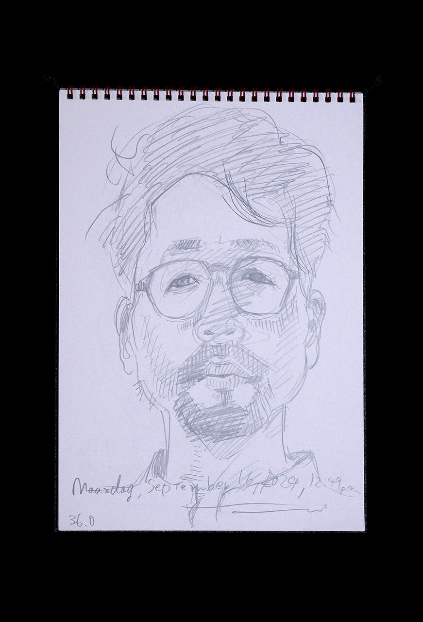 Contemporary artist SHINTAKU Tomoni's 2024/9/16 Self-portrait or pencil drawing