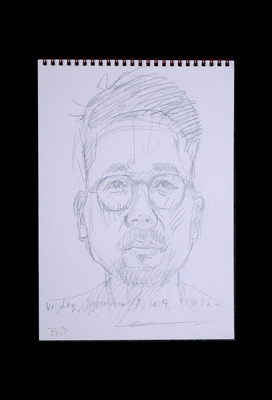 Contemporary artist SHINTAKU Tomoni's 2024/9/27 Self-portrait or pencil drawing