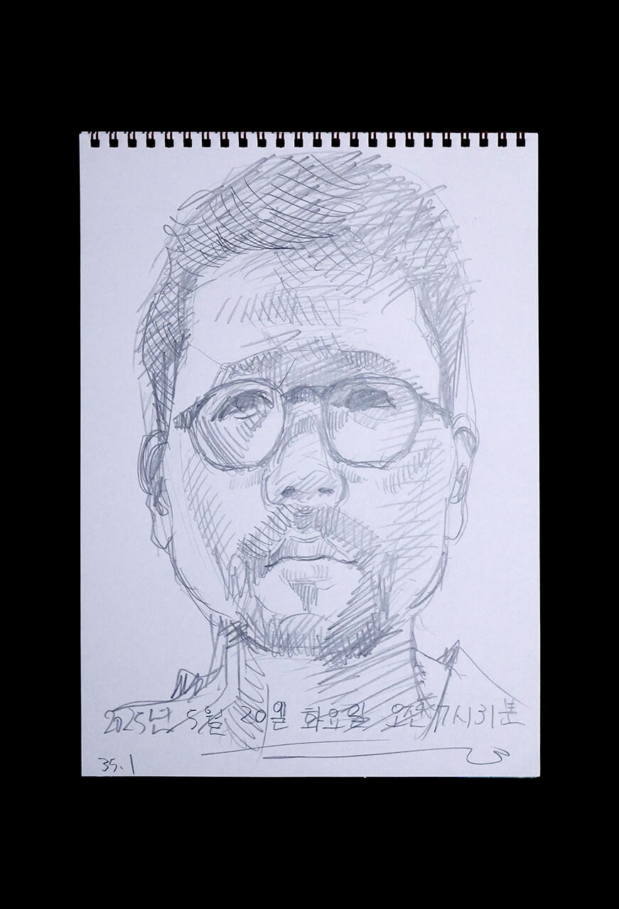 Contemporary artist SHINTAKU Tomoni's 2025/5/20 Self-portrait or pencil drawing