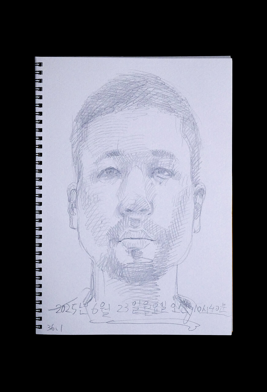 Contemporary artist SHINTAKU Tomoni's 2025/6/23 Self-portrait or pencil drawing