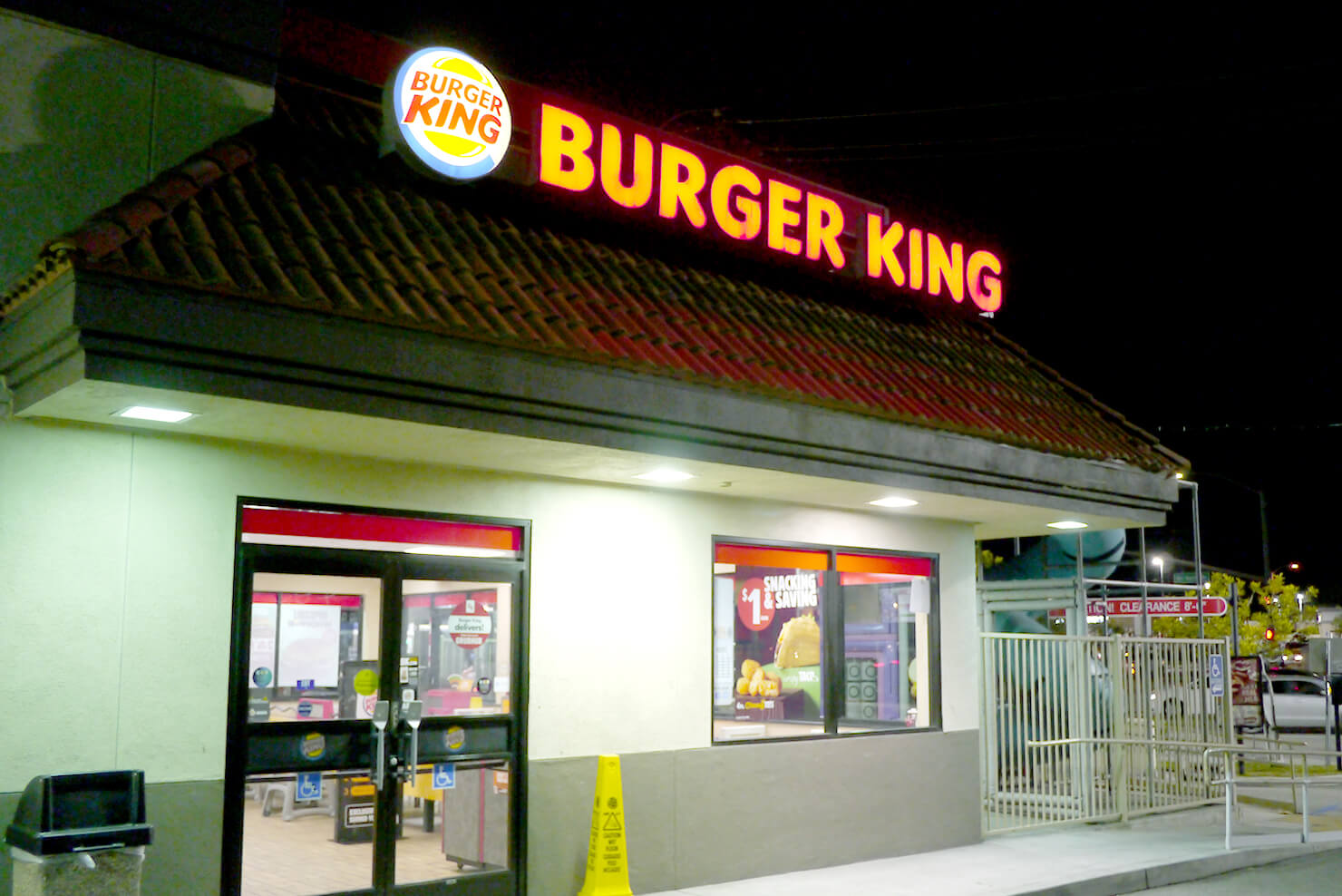 アメリカのロサンゼルスのバーガーキングの外観